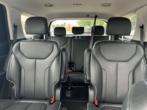 Used 2024 Hyundai Palisade SEL FWD image 32