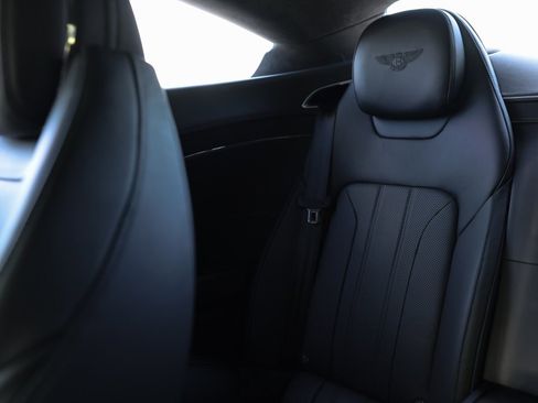 Used 2020 Bentley Continental GT image 37