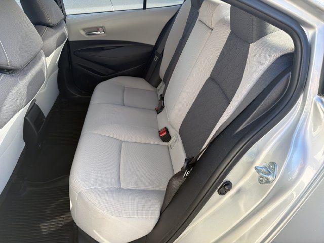 Used 2020 Toyota Corolla LE FWD image 22
