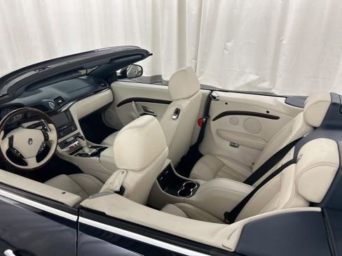 Used 2012 Maserati GranTurismo Convertible image 16