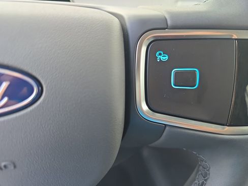 New 2025 Ford Expedition Max Active RWD image 26