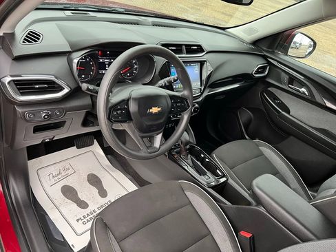 Used 2023 Chevrolet TrailBlazer LT w/ Convenience Package image 20