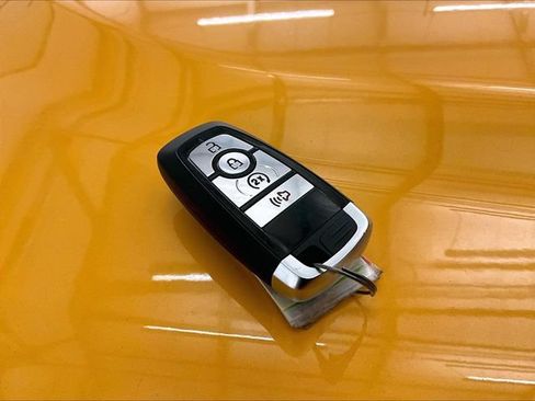 Used 2021 Ford Bronco Outer Banks w/ Sasquatch Package AWD/4WD image 9