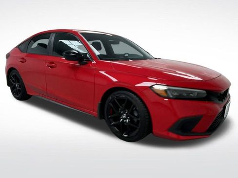 Used 2024 Honda Civic Sport image 2