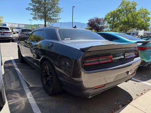 Used 2021 Dodge Challenger R/T Scat Pack RWD image 7