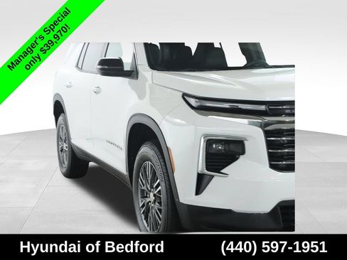 Used 2026 Chevrolet Traverse LT AWD/4WD image 9