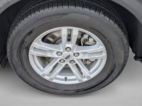 Certified 2023 Ford Explorer XLT w/ Equipment Group 202A image 26