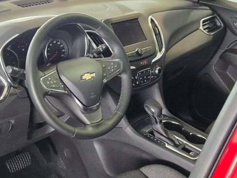Certified 2024 Chevrolet Equinox LT FWD image 24
