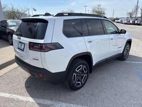 New 2026 Jeep Cherokee Laredo AWD/4WD image 27