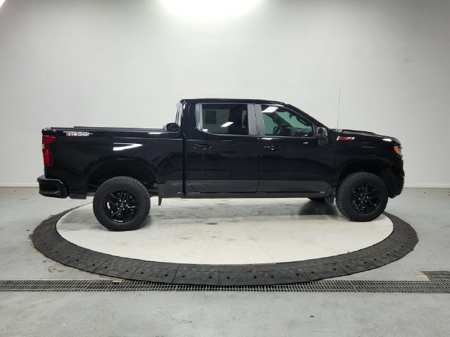 Used 2024 Chevrolet Silverado 1500 LT Trail Boss w/ Convenience Package II AWD/4WD image 9