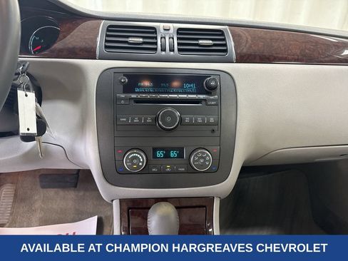 Used 2011 Buick Lucerne CXL FWD image 19