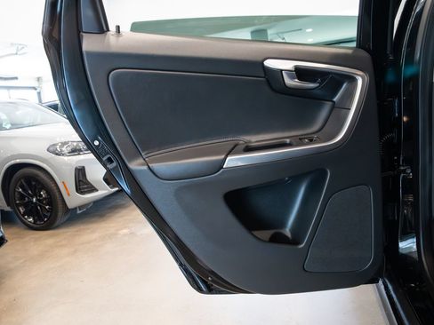 Used 2015 Volvo XC60 T5 Premier FWD image 19