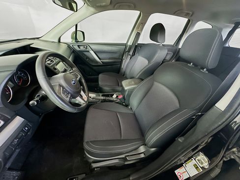Used 2018 Subaru Forester 2.5i w/ Alloy Wheel Package image 13