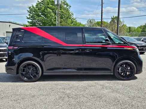 Used 2025 Volkswagen ID. Buzz Pro S image 7