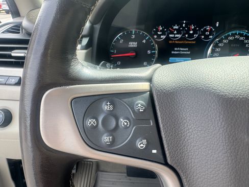 Used 2020 GMC Yukon Denali w/ Open Road Package image 15