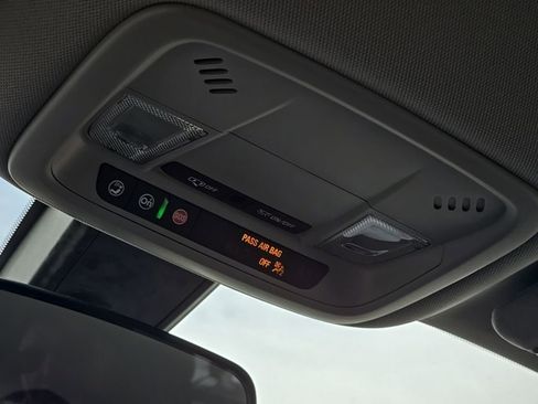 Used 2022 Chevrolet Malibu RS image 28