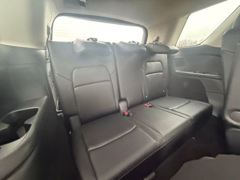 Used 2024 Nissan Pathfinder Platinum image 35