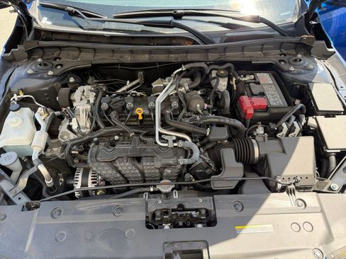 Used 2025 Nissan Altima 2.5 SV image 32