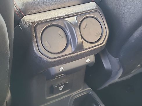 Used 2020 Jeep Wrangler Unlimited Rubicon w/ Quick Order Package 28Y Recon image 25