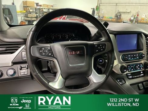 Used 2017 GMC Yukon XL SLT image 21