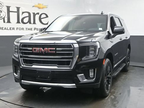 Used 2023 GMC Yukon SLT w/ SLT Premium Package AWD/4WD image 7