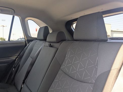 Used 2024 Toyota RAV4 XLE FWD image 26