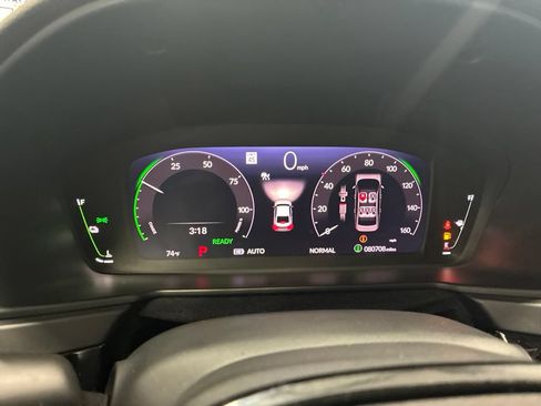 Used 2024 Honda Accord Touring image 23