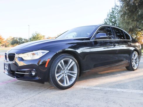 Used 2018 BMW 330i Sedan image 3