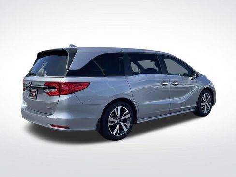 Used 2023 Honda Odyssey Touring image 8