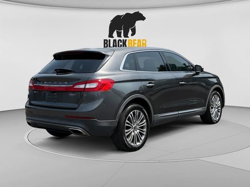 Used 2018 Lincoln MKX Reserve w/ Lincoln MKX Climate Package AWD/4WD image 3