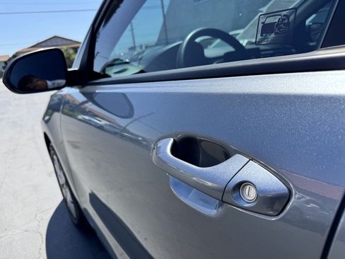 Used 2019 Kia Rio S FWD image 17