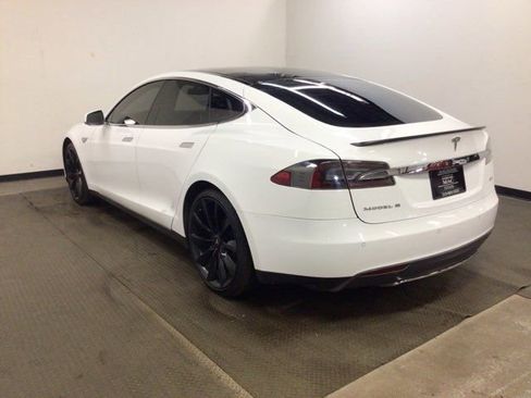 Used 2013 Tesla Model S Performance image 4