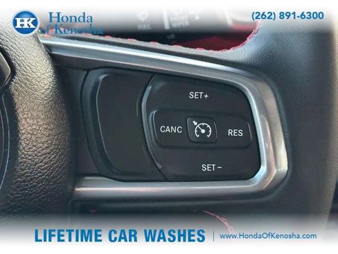 Used 2023 Jeep Gladiator Rubicon w/ Cold Weather Group image 18