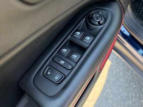 Used 2019 Jeep Compass Trailhawk w/ Cold Weather Group AWD/4WD image 12