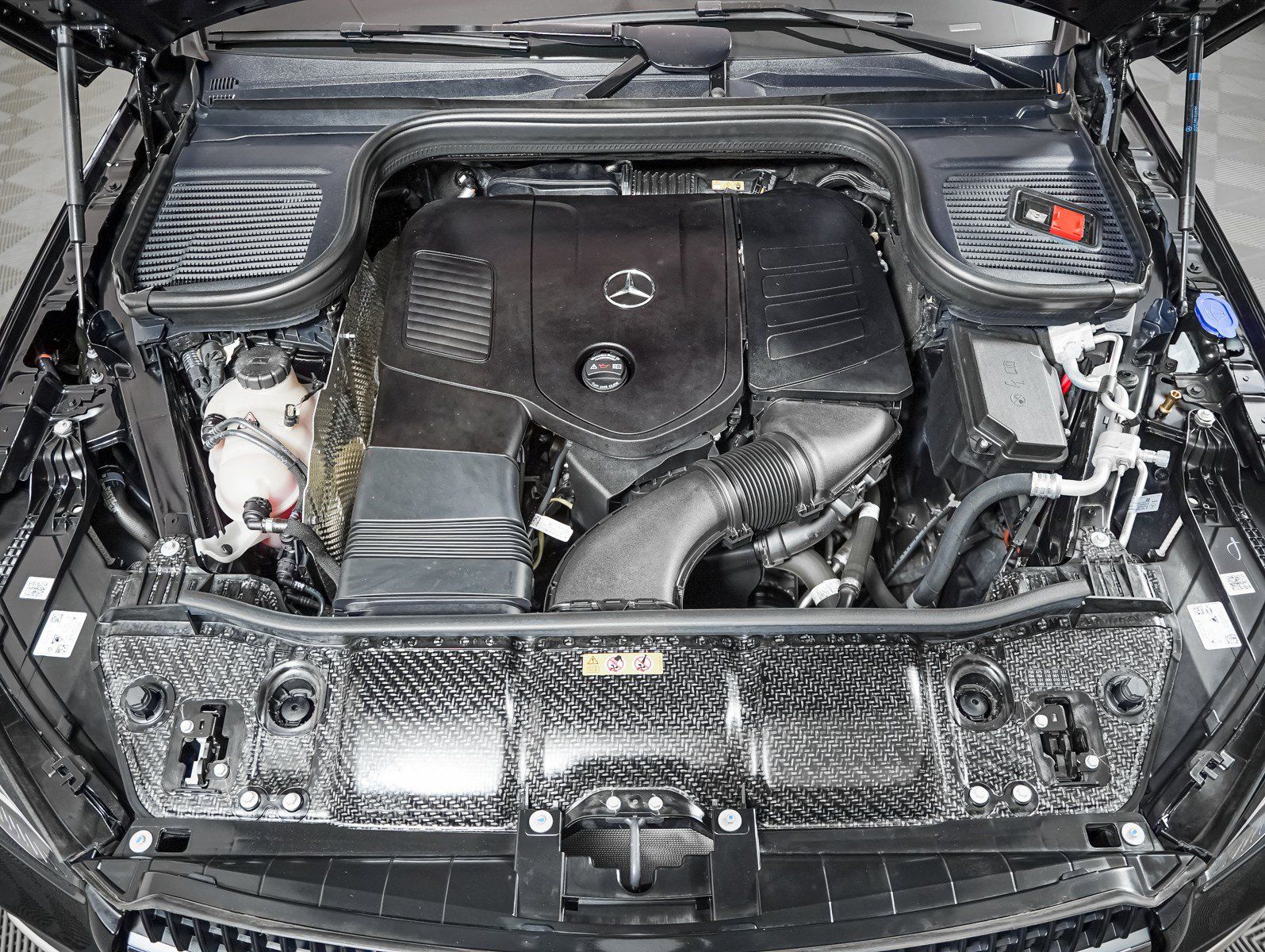Certified 2026 Mercedes-Benz GLE 350 4MATIC image 4