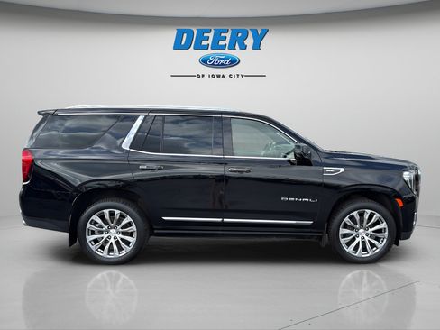 Used 2023 GMC Yukon Denali AWD/4WD image 14