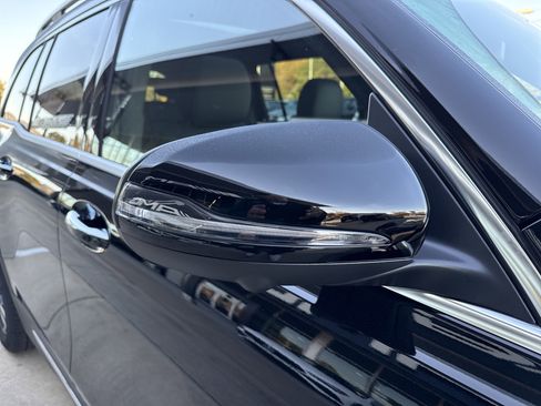 New 2026 Mercedes-Benz GLB 250 image 10