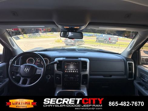 Used 2017 RAM 2500 Big Horn w/ Sport Appearance Group AWD/4WD image 26