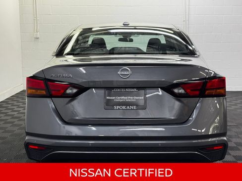 Certified 2025 Nissan Altima 2.5 SV FWD image 9