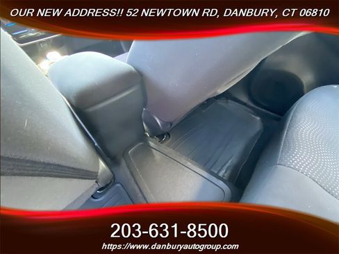 Used 2017 Nissan Leaf SV w/ Premium Package FWD image 23