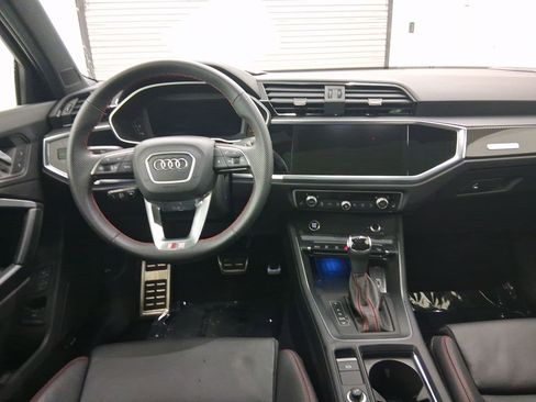 Used 2025 Audi Q3 2.0T Premium Plus w/ Premium Plus Package image 4