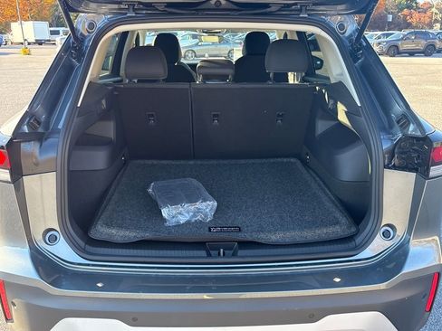 New 2026 Volkswagen Tiguan S FWD image 15