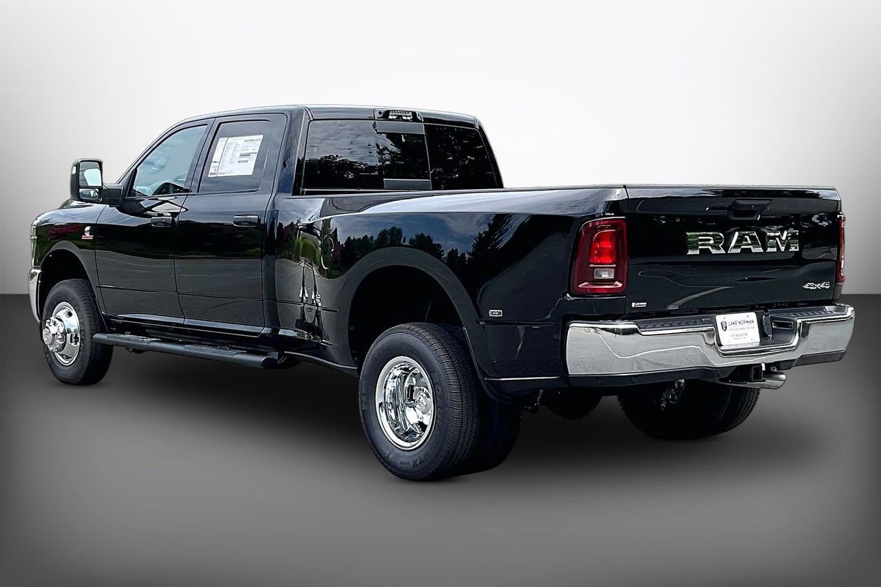 New 2026 RAM 3500 Tradesman AWD/4WD image 6