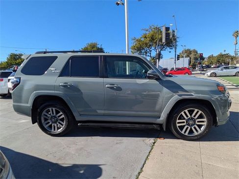 Used 2022 Toyota 4Runner TRD Sport image 2