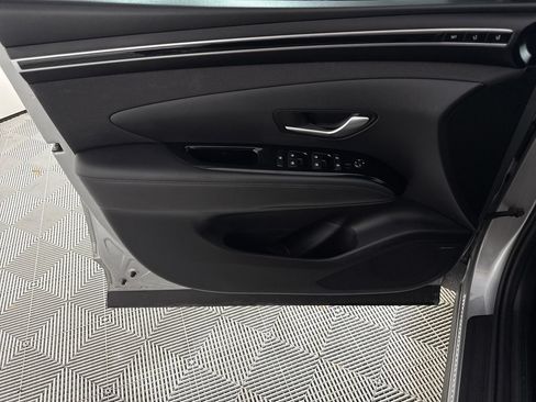 Used 2023 Hyundai Tucson Limited FWD image 12
