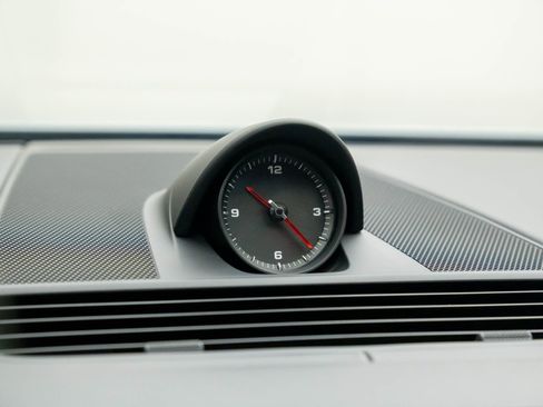 Certified 2022 Porsche Panamera 4 Platinum Edition image 22