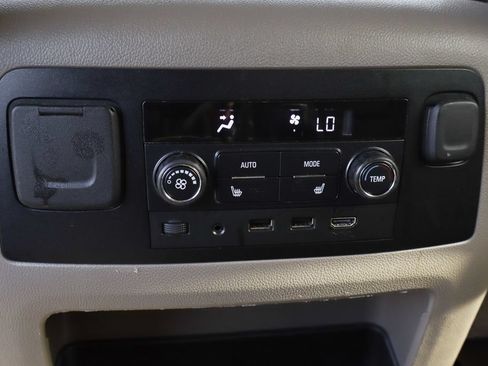Used 2019 Chevrolet Tahoe Premier AWD/4WD image 52