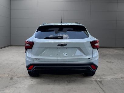 New 2026 Chevrolet Trax LT w/ Driver Confidence Package