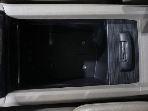Used 2017 Honda Pilot Touring image 38