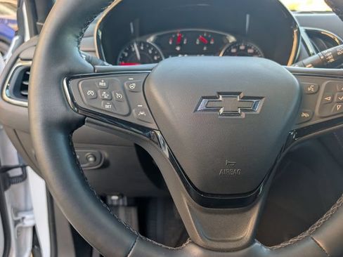 Used 2024 Chevrolet Equinox Premier FWD image 13